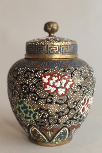 Antique Japanese Enamelled Vase Meiji (1 of 8)