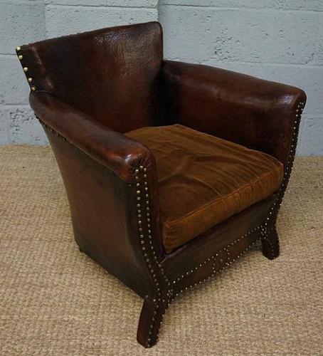 Vintage Small Dark Brown Leather Armchair (1 of 1)