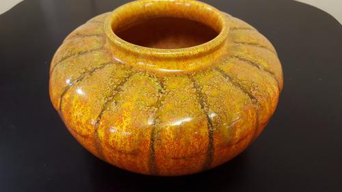 Pilkingtons Royal Lancastrian Large Orange Vermillion Pumpkin Bowl (1 of 1)