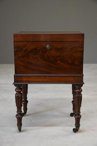 George III Mahogany Cellarette (1 of 12) George III Mahogany Cellarette (1 of 12)