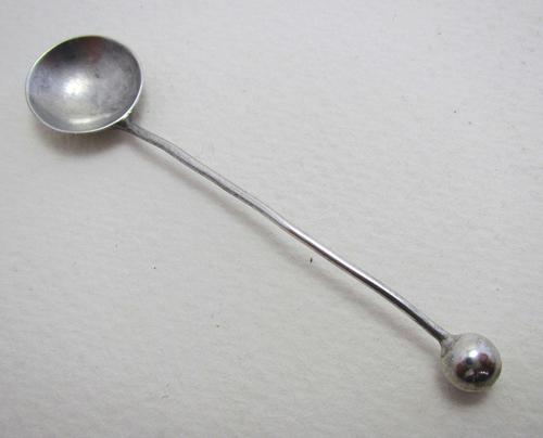 Antique Edwardian Solid Sterling Silver English Hallmarked Small Salt / Mustard Pot / Condiment Spoon. Modernist, Ball Finial 1903 (1 of 1) Antique Edwardian Solid Sterling Silver English Hallmarked Small Salt / Mustard Pot / Condiment Spoon. Modernist, Ball Finial 1903 (1 of 1)