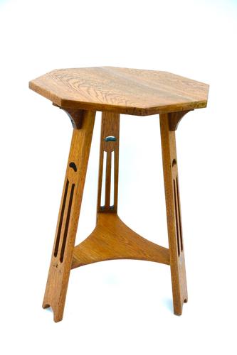 Edwardian Arts and Crafts Oak Occasional Table by Liberty & Co. (1905) (1 of 4) Edwardian Arts and Crafts Oak Occasional Table by Liberty & Co. (1905) (1 of 4)