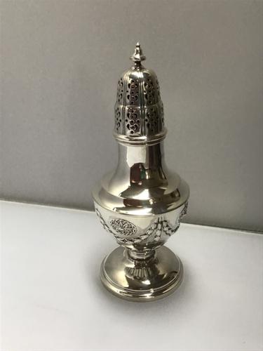 Solid Silver Edwardian Sugar Shaker (1 of 7)