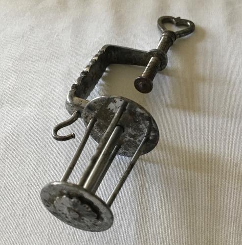 Steel Sewing Clamp & Reel - Regency Period (1 of 3)