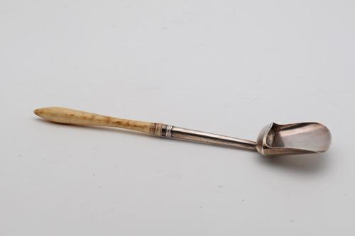 Georgian Silver Caddy Spoon (1 of 3)