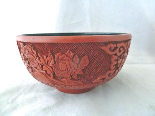 Vintage Mid Century Chinese Cinnabar Lacquer Bowl (1 of 7) Vintage Mid Century Chinese Cinnabar Lacquer Bowl (1 of 7)