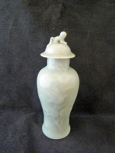 Chinese 19Thc Celadon Vase with White Flowers - Qing Dynasty  - Free Uk Postage (1 of 6)