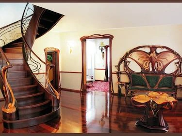 Art Nouveau (1890-1910)