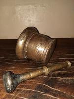 English Elizabethan Bronze Mortar And Pestle c.1600 A.D. (3 of 9) English Elizabethan Bronze Mortar And Pestle c.1600 A.D. (3 of 9)