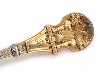 Ornate Boxed Pair of Victorian Silver Plated Partial Gilt Serving Spoons (6 of 8) Ornate Boxed Pair of Victorian Silver Plated Partial Gilt Serving Spoons (6 of 8)