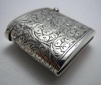 Beautiful Antique Victorian 1895 Solid Sterling Silver English CHESTER Vesta Case Match Box (4 of 9) Beautiful Antique Victorian 1895 Solid Sterling Silver English CHESTER Vesta Case Match Box (4 of 9)