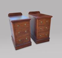 Pair of Three Drawer Mahogany Bedside Tables (2 of 3) Pair of Three Drawer Mahogany Bedside Tables (2 of 3)