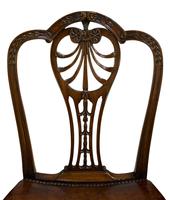 Set of 6 Chairs '4+2 Carvers' (5 of 6) Set of 6 Chairs '4+2 Carvers' (5 of 6)