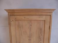 Victorian Antique Pine 1 Door Linen / Kitchen Storage Cupboard to wax / paint (6 of 8) Victorian Antique Pine 1 Door Linen / Kitchen Storage Cupboard to wax / paint (6 of 8)