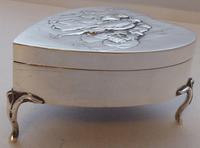 Rare Large 1904 Hallmarked Solid Silver Love Heart Pill Earring Jewellery Box (5 of 13) Rare Large 1904 Hallmarked Solid Silver Love Heart Pill Earring Jewellery Box (5 of 13)