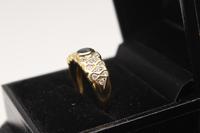 18ct Gold, Diamond & Sapphire Ring, size U, weighing 4.6g (8 of 8) 18ct Gold, Diamond & Sapphire Ring, size U, weighing 4.6g (8 of 8)