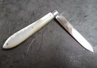 Sterling Silver & Mother of Pearl Fruit Knife (2 of 3) Sterling Silver & Mother of Pearl Fruit Knife (2 of 3)