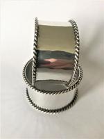 Pair of Arts & Crafts Silver Plated Napkin Rings (3 of 3) Pair of Arts & Crafts Silver Plated Napkin Rings (3 of 3)