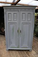 Fabulous Old Pine & Grey Painted Wardrobe / Hall / Kitchen Cupboard - We Deliver! (2 of 12) Fabulous Old Pine & Grey Painted Wardrobe / Hall / Kitchen Cupboard - We Deliver! (2 of 12)