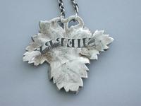 Large William IV Cast Silver Vine Leaf Wine Label 'Sherry' (4 of 10) Large William IV Cast Silver Vine Leaf Wine Label 'Sherry' (4 of 10)