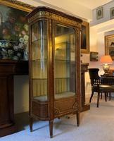 Exceptional 19th Century French Kingwood Parquetry Gilt Metal Vitrine Display Cabinet (8 of 17) Exceptional 19th Century French Kingwood Parquetry Gilt Metal Vitrine Display Cabinet (8 of 17)