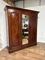 Victorian Mahogany Triple Wardrobe / Compactum (1 of 16)