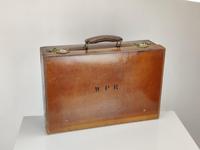 Large Leather Vintage Suitcase (5 of 10) Large Leather Vintage Suitcase (5 of 10)