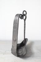 19th Century Scottish / Orkney Isles Wrought Iron Hanging 'Cruisie' Oil Lamp (15 of 36) 19th Century Scottish / Orkney Isles Wrought Iron Hanging 'Cruisie' Oil Lamp (15 of 36)