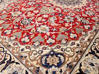 Vintage Persian Isfahan Rug (6 of 6) Vintage Persian Isfahan Rug (6 of 6)