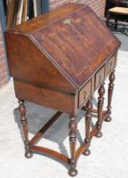 1850s Early Style Walnut Bureau (6 of 7) 1850s Early Style Walnut Bureau (6 of 7)