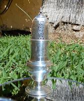 Rare 18th Century Robert Hennell l Solid Silver Vase Shape Sugar Caster / Sifter London 1785 (9 of 12) Rare 18th Century Robert Hennell l Solid Silver Vase Shape Sugar Caster / Sifter London 1785 (9 of 12)