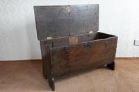 Early 17th Century Oak Plank or Sword Chest (6 of 6) Early 17th Century Oak Plank or Sword Chest (6 of 6)