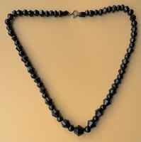 Edwardian Whitby Jet 18 inch Graduated Necklace