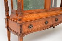 Antique Victorian Satinwood Display Cabinet (9 of 13) Antique Victorian Satinwood Display Cabinet (9 of 13)