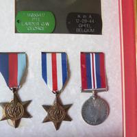 Family group of WW1/2 Medals one KIA (5 of 5) Family group of WW1/2 Medals one KIA (5 of 5)