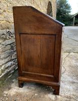 18th Century Georgian Oak Crossbanded Bureau (7 of 22) 18th Century Georgian Oak Crossbanded Bureau (7 of 22)