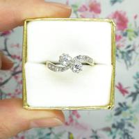 Antique Edwardian 18ct Old mine cut Diamond two stone engagement ring c.1910 (5 of 10) Antique Edwardian 18ct Old mine cut Diamond two stone engagement ring c.1910 (5 of 10)