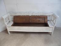 Lovely White 3-4 Seater Antique Pine Kitchen / Hall Box Settle/ Bench (10 of 10) Lovely White 3-4 Seater Antique Pine Kitchen / Hall Box Settle/ Bench (10 of 10)