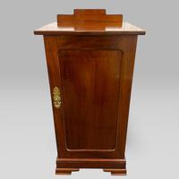 Antique Mahogany Bedside Cabinet / Pot Cupboard with Ogee Feet