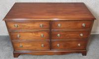 Bevan Funnell Figured Mahogany Chest of Drawers (3 of 9) Bevan Funnell Figured Mahogany Chest of Drawers (3 of 9)