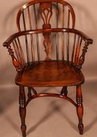 A Set of 4 Yew Tree Windsor Chairs Rockley Workshop (9 of 21) A Set of 4 Yew Tree Windsor Chairs Rockley Workshop (9 of 21)