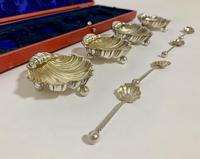 Set of 4 Antique Solid Silver Shell Salts and Spoons (3 of 13) Set of 4 Antique Solid Silver Shell Salts and Spoons (3 of 13)