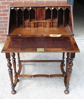 1850s Early Style Walnut Bureau (3 of 7) 1850s Early Style Walnut Bureau (3 of 7)