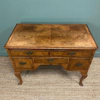 Spectacular 18th Century Figured Walnut Antique Lowboy / Side Table (4 of 5) Spectacular 18th Century Figured Walnut Antique Lowboy / Side Table (4 of 5)