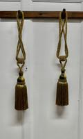 Large French Gold Silk Hand Made Tassels, Passementerie Curtain Tiebacks (2 of 5) Large French Gold Silk Hand Made Tassels, Passementerie Curtain Tiebacks (2 of 5)