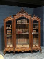 Wonderful French Walnut Bookcase or Cabinet (7 of 25) Wonderful French Walnut Bookcase or Cabinet (7 of 25)