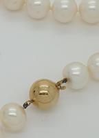 South Sea Pearls with Gold Ball Clasp (3 of 5) South Sea Pearls with Gold Ball Clasp (3 of 5)