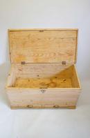Small Victorian Pine Mule Chest (8 of 15) Small Victorian Pine Mule Chest (8 of 15)