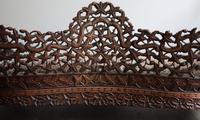 Burmese intricately carved settee in extremely good condition. (6 of 9) Burmese intricately carved settee in extremely good condition. (6 of 9)