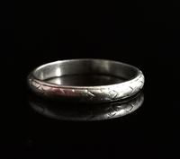 Art Deco Platinum Wedding Band, Engraved (3 of 10) Art Deco Platinum Wedding Band, Engraved (3 of 10)